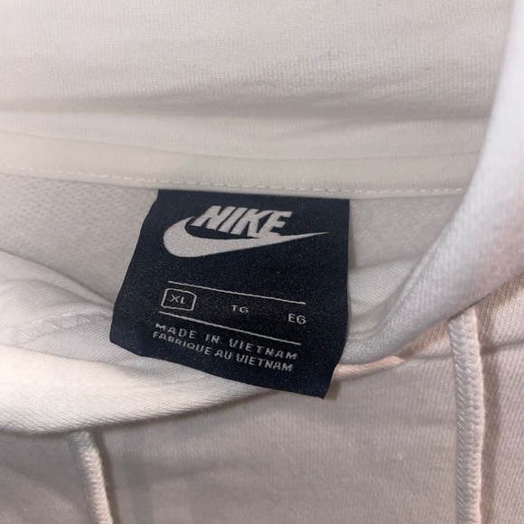 nike hoodie - Picture 3 of 4